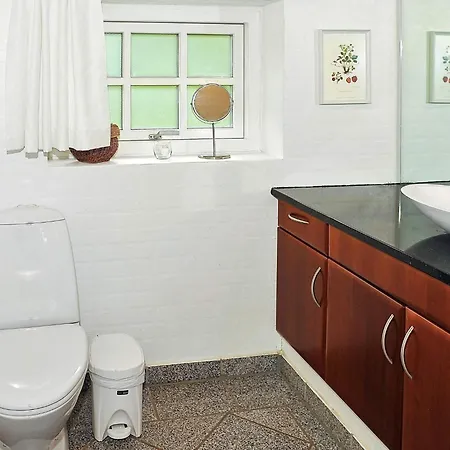 18 Person In * Ulfborg