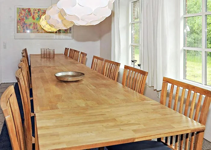18 Person In Ulfborg