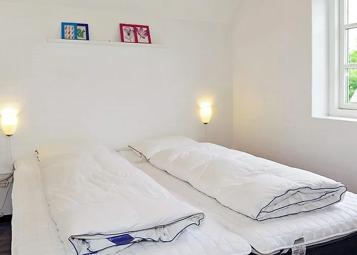 18 Person In * Ulfborg