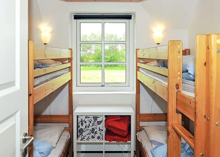 18 Person In Holiday home *
